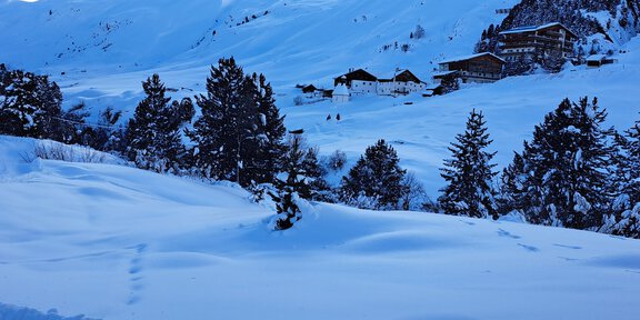 Rofenhöfe im Winter - Hängebrücke in Rofen - Vent